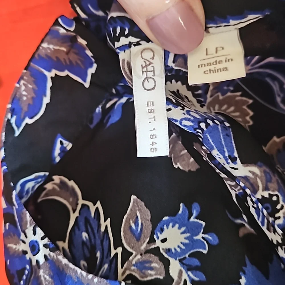 Short front, long back Shirt. - Picture 11 of 14